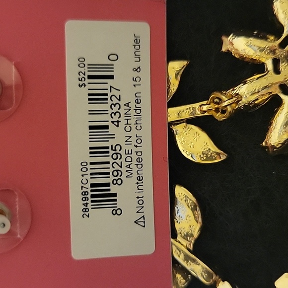 NEW Betsey Johnson Daisy Flower Gold Iridescent Crystal Dangling Earrings - Picture 4 of 6